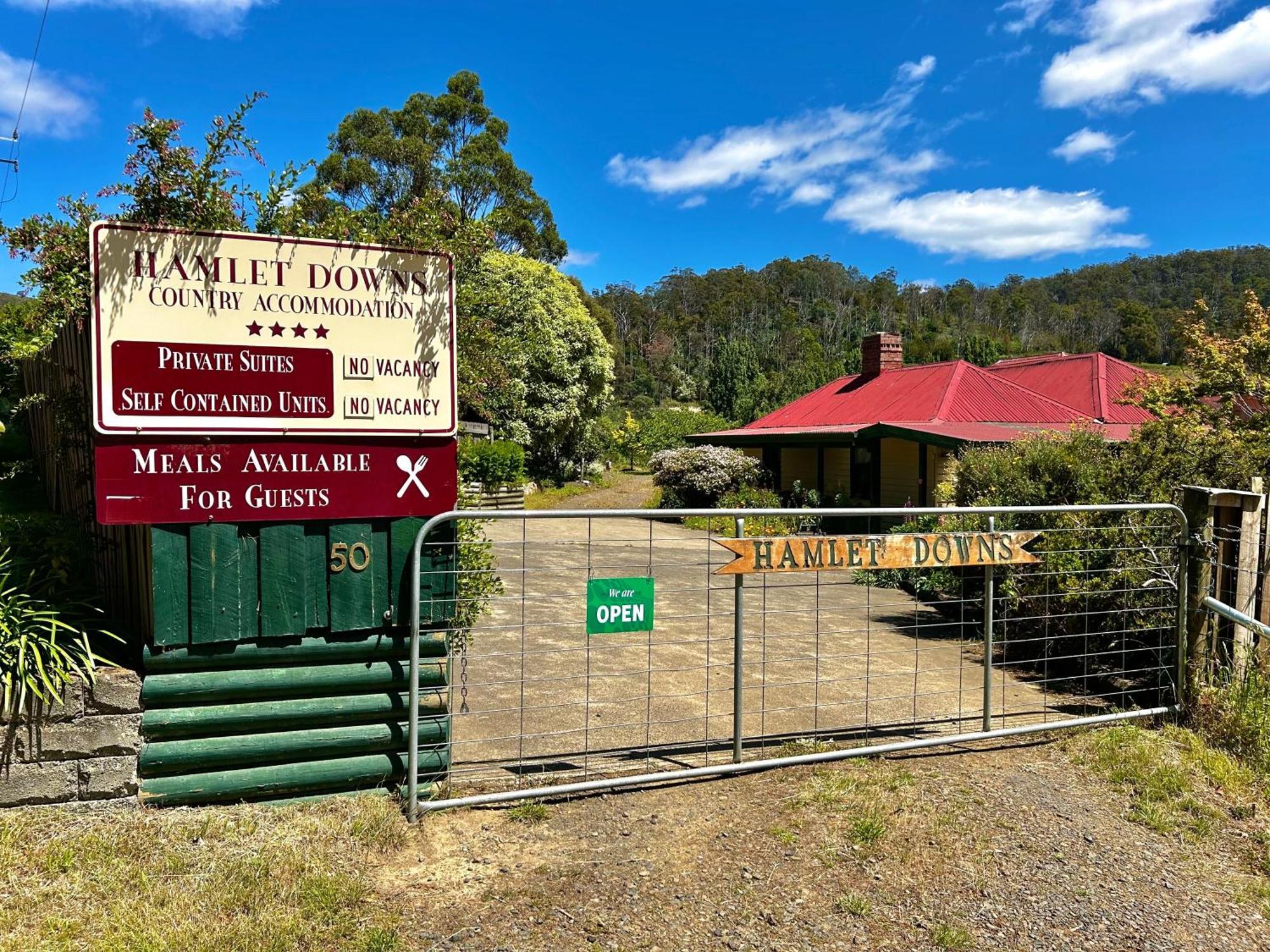 Hamlet Downs Country Accommodation Fentonbury Exterior photo